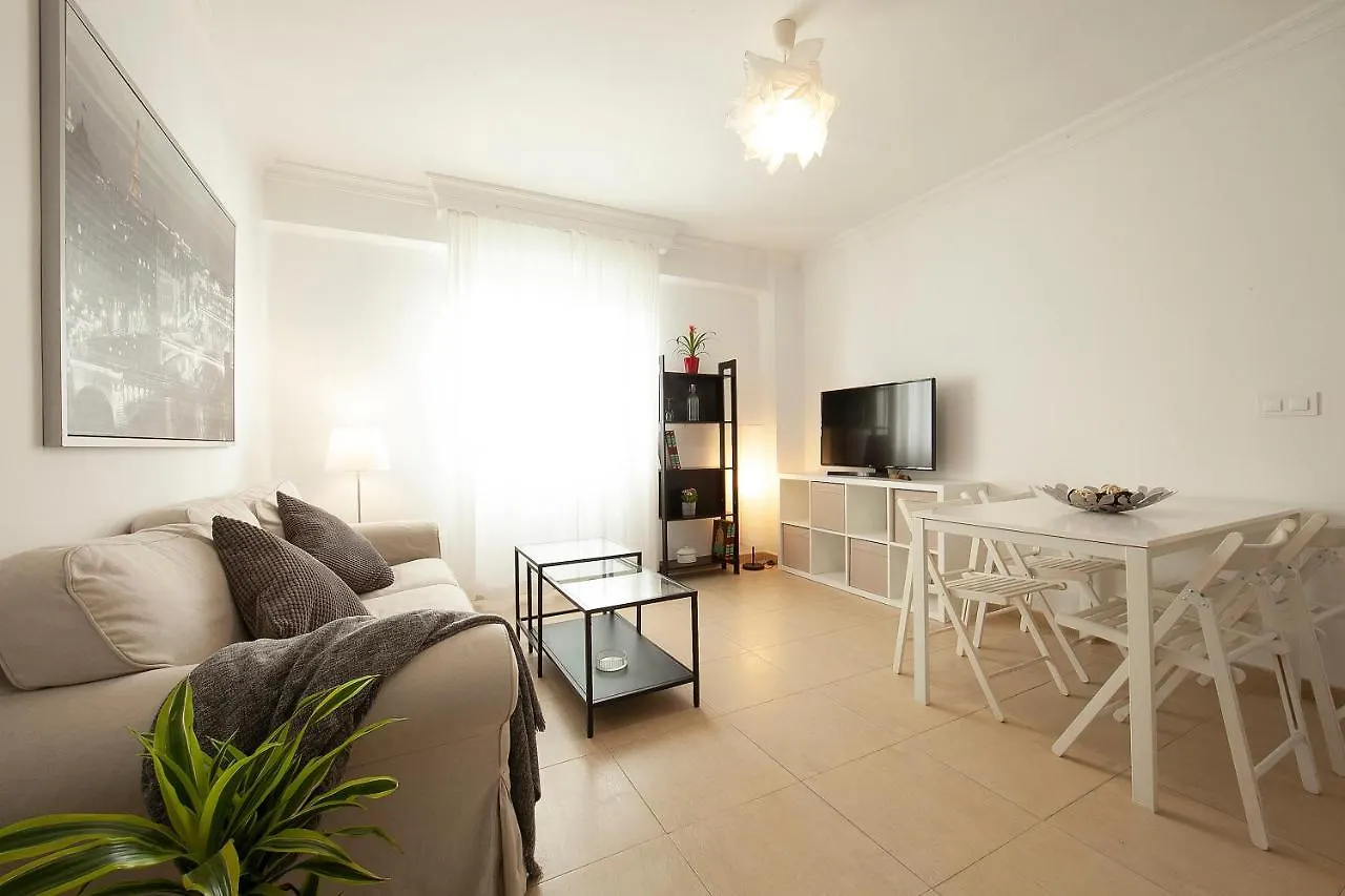 Fun Building Flats By Homeabout Málaga 0*,  Spagna