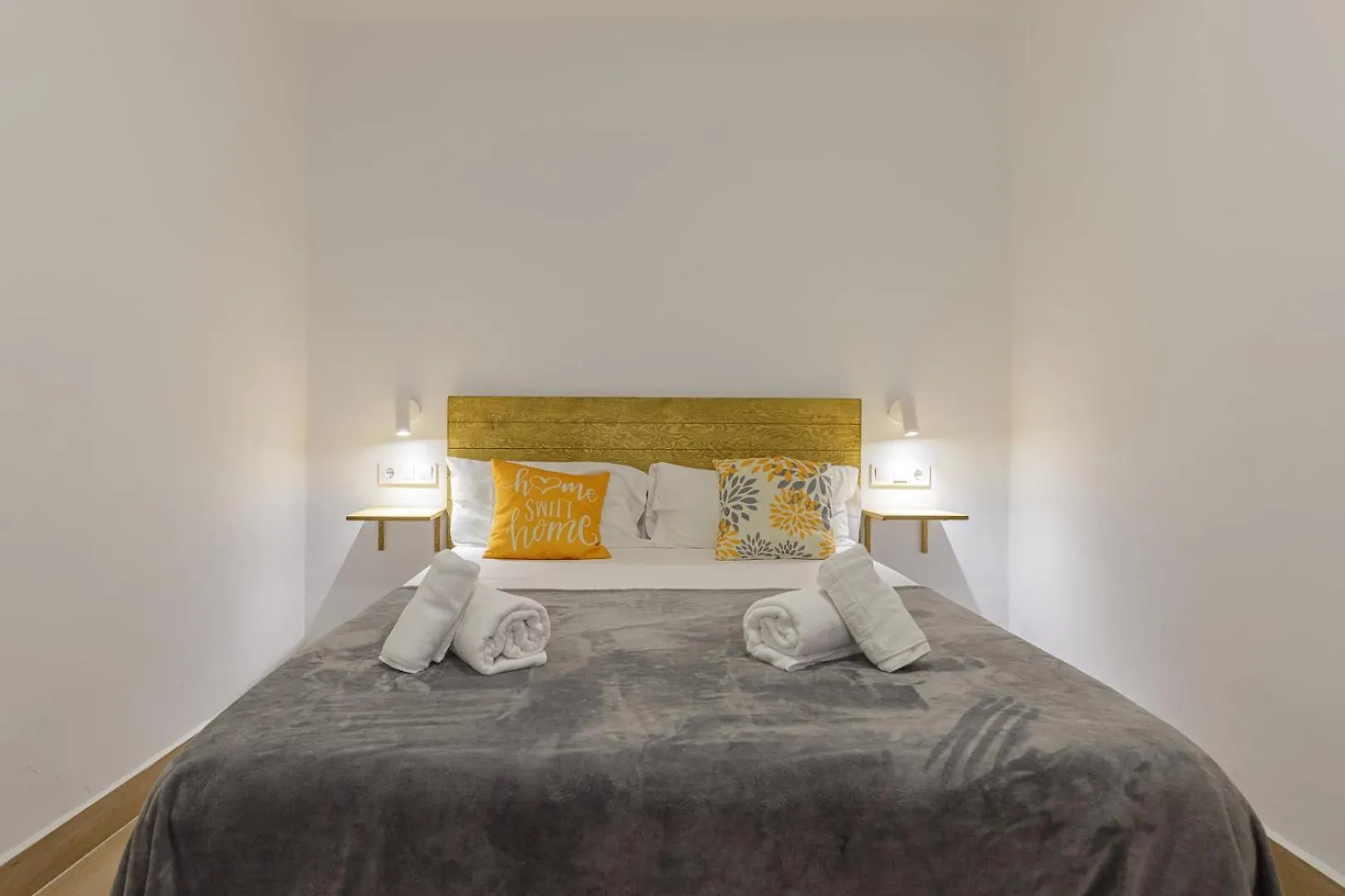 Fun Building Flats By Homeabout Málaga