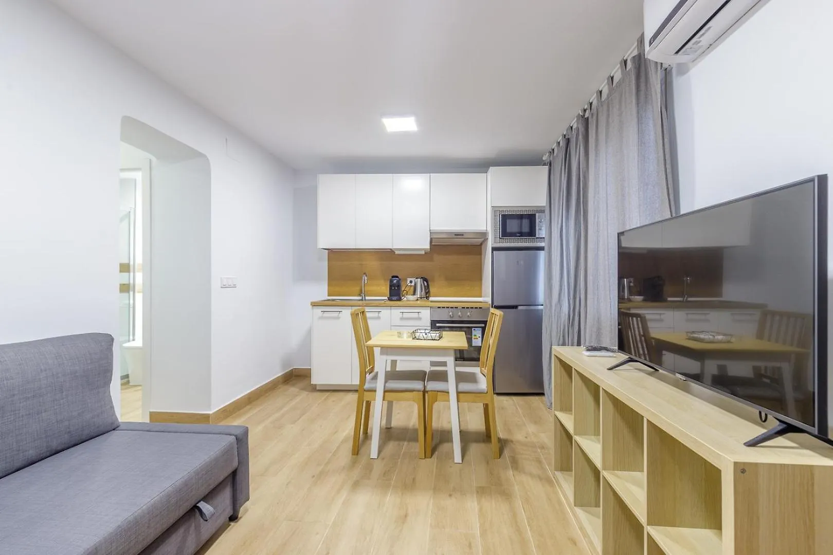 Fun Building Flats By Homeabout Málaga Appartamento