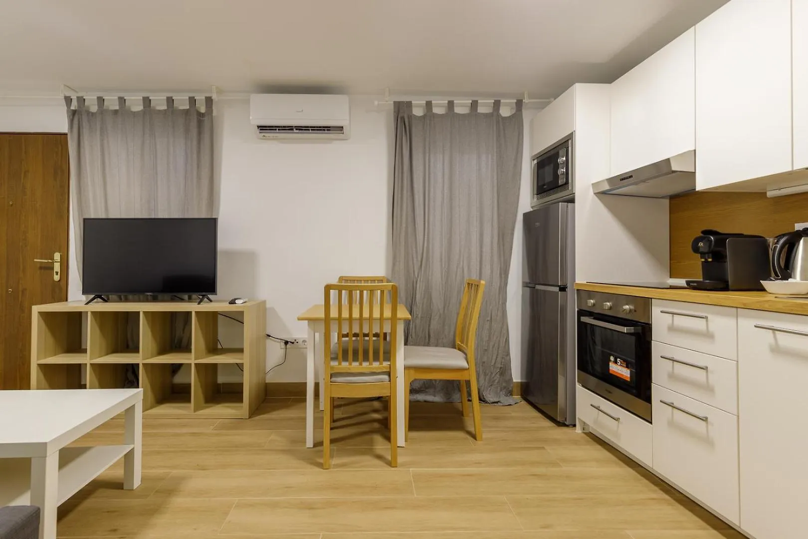 Apartment Fun Building Flats By Homeabout Malaga